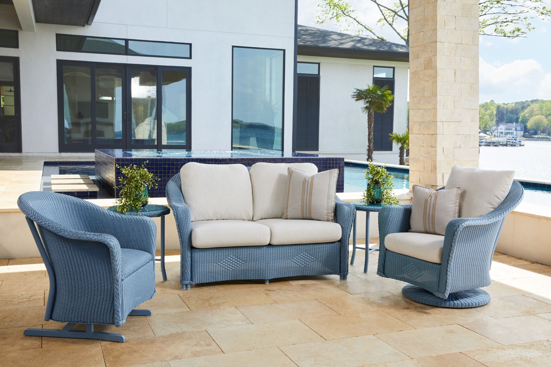 Reflections Loveseat